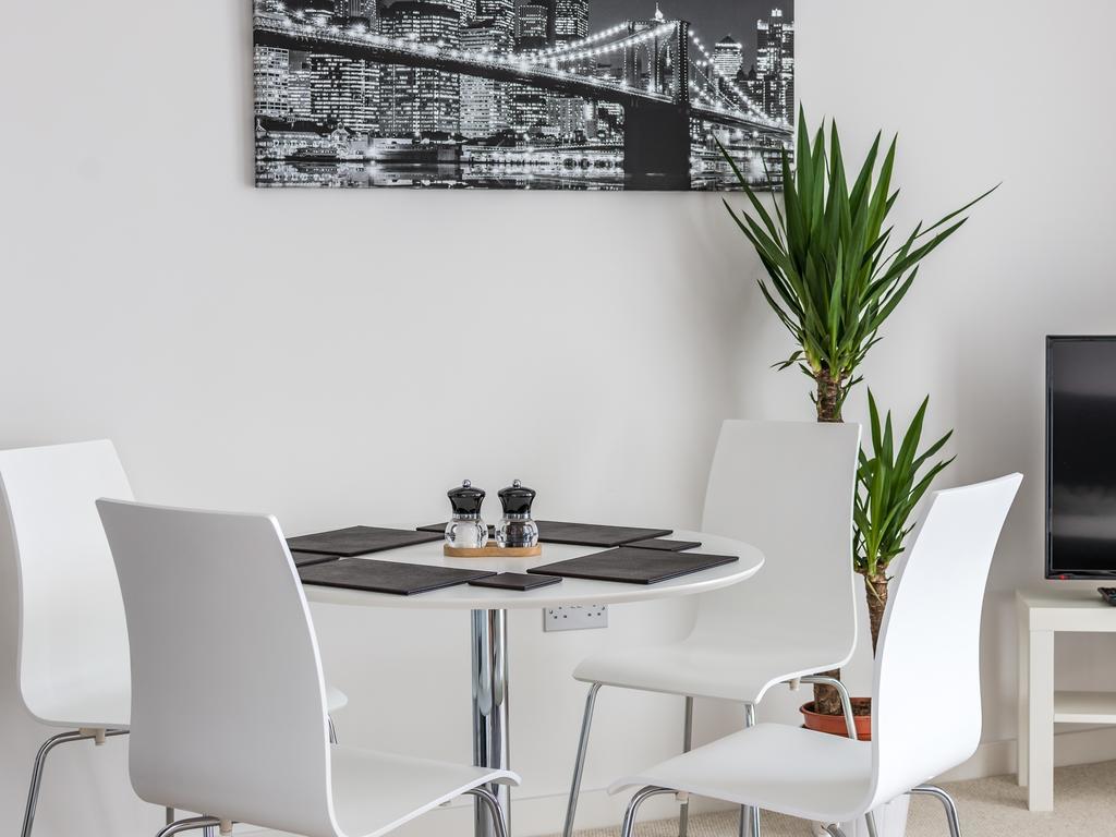 City View Apartment Bedford Ngoại thất bức ảnh