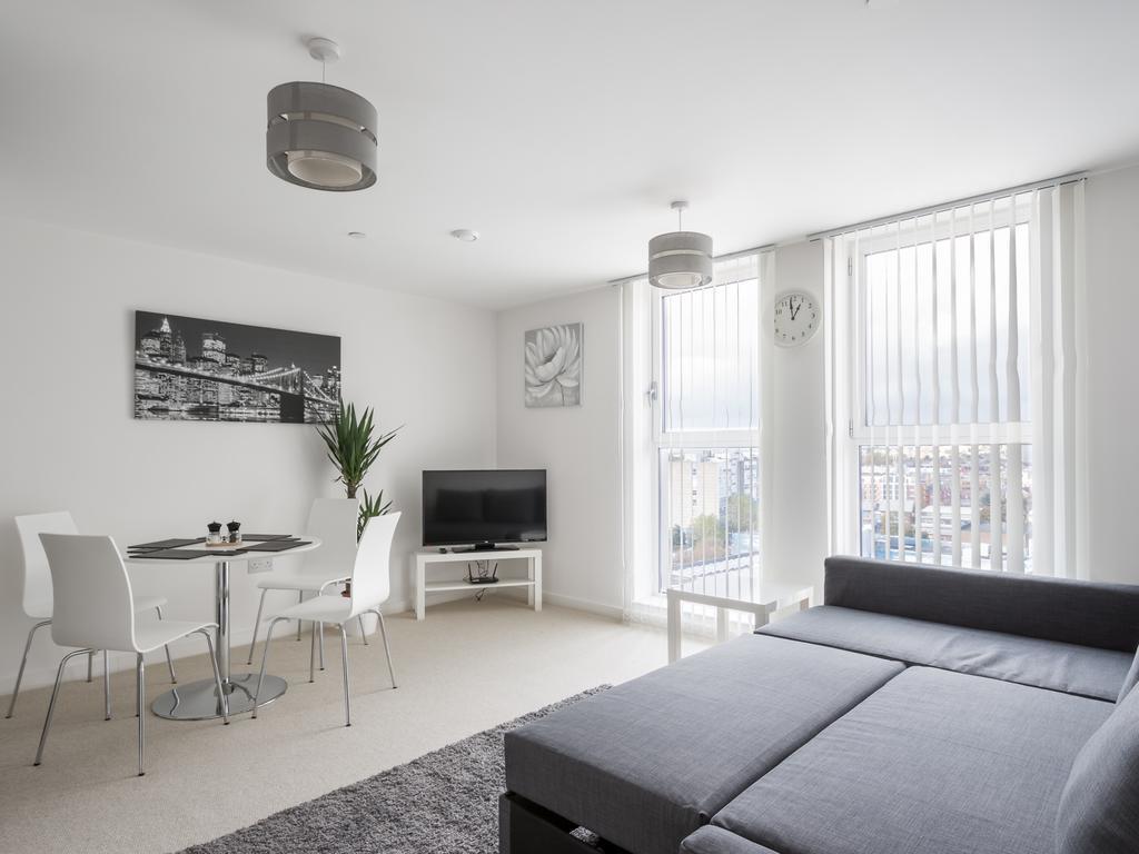 City View Apartment Bedford Ngoại thất bức ảnh